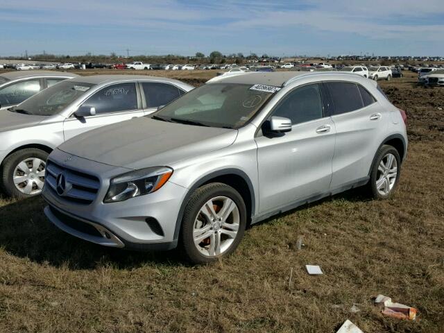 WDCTG4EB9FJ187231 - 2015 MERCEDES-BENZ GLA 250 SILVER photo 2