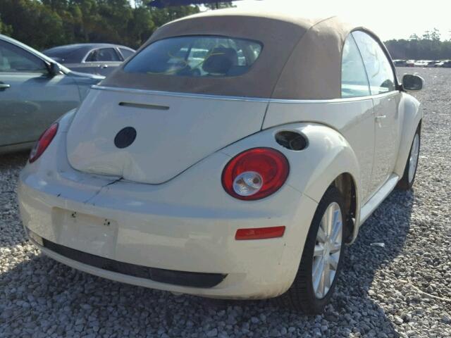 3VWRF31Y08M401226 - 2008 VOLKSWAGEN NEW BEETLE CREAM photo 4