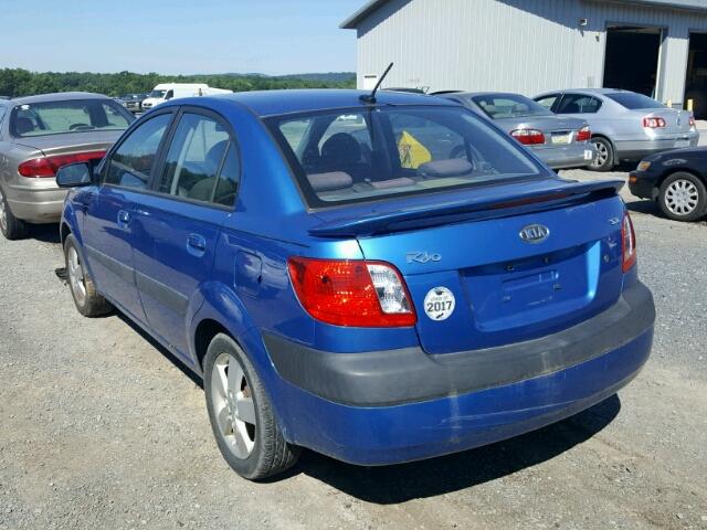 KNADE223196456862 - 2009 KIA RIO BASE BLUE photo 3