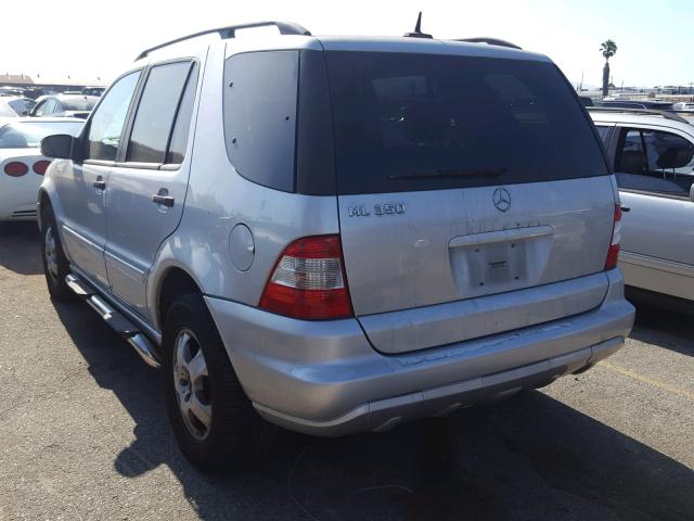 4JGAB57E63A430056 - 2003 MERCEDES-BENZ ML 350 SILVER photo 3