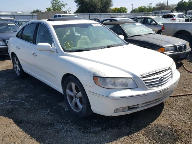 KMHFC46F76A043947 - 2006 HYUNDAI AZERA SE WHITE photo 1