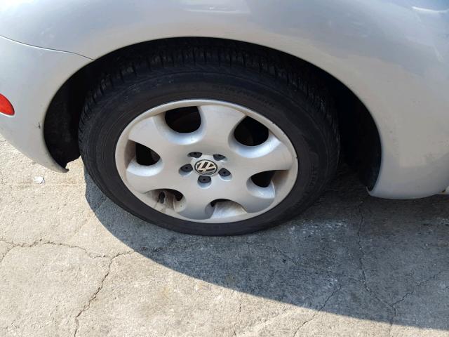 3VWCK21C83M428201 - 2003 VOLKSWAGEN NEW BEETLE 银色 照片 9