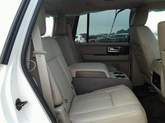 5LMJJ2HT3HEL03129 - 2017 LINCOLN NAVIGATOR Biały zdjęcie 6