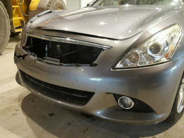 JN1DV6AR2BM652863 - 2011 INFINITI G25 GRAY photo 9