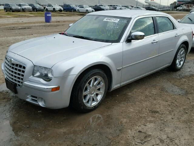 2C3KA63H96H114923 - 2006 CHRYSLER 300C SILVER photo 2