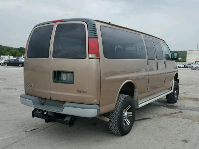 1GJHG39R5W1025845 - 1998 GMC SAVANA G35 BROWN photo 4