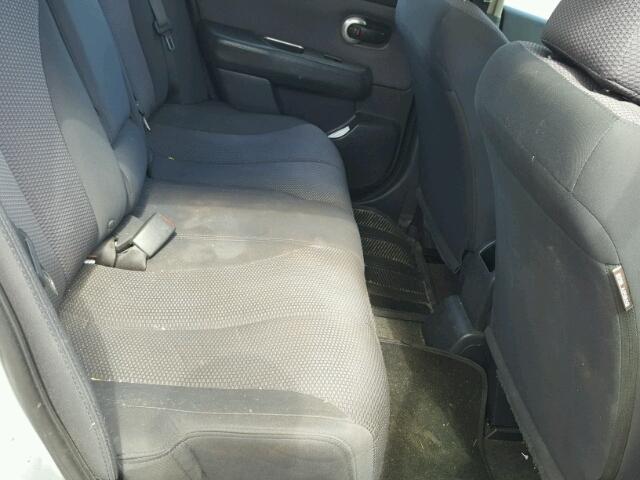 3N1BC13E57L426778 - 2007 NISSAN VERSA S SILVER photo 6