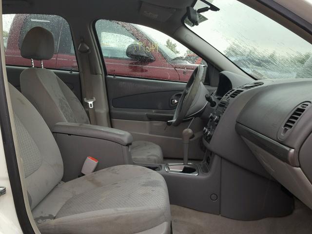 1G1ZS58F38F139516 - 2008 CHEVROLET MALIBU LS თეთრი ფოტო 5