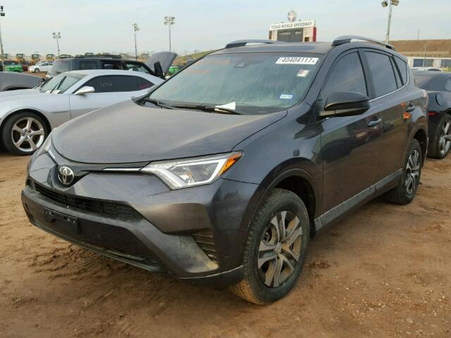 JTMZFREV4HJ702973 - 2017 TOYOTA RAV4 CHARCOAL photo 2