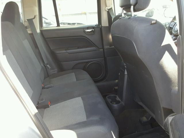 1C4NJDBBXED815895 - 2014 JEEP COMPASS SP SILVER photo 6