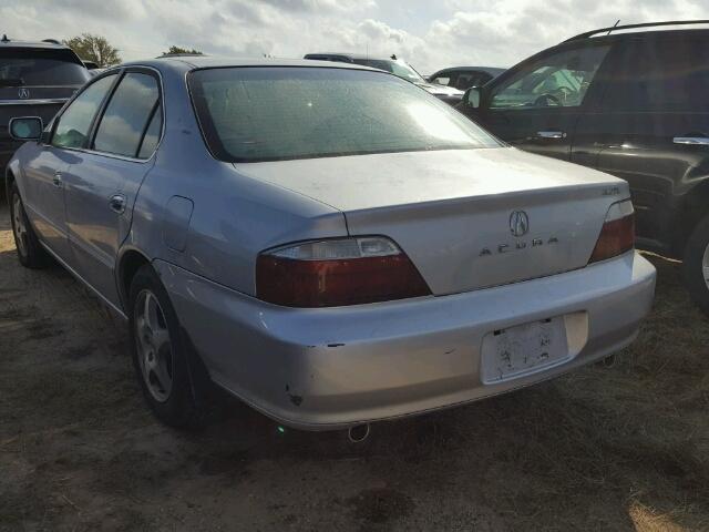 19UUA56693A005897 - 2003 ACURA 3.2TL SILVER photo 3