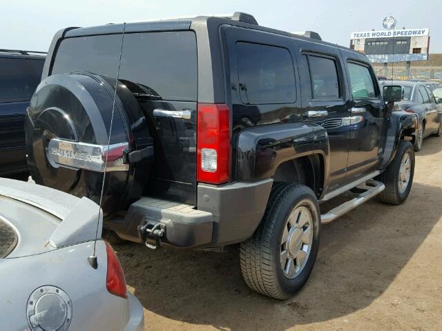 5GTDN13E978200685 - 2007 HUMMER H3 BLACK photo 4