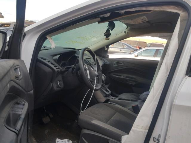 1FMCU0F74GUB83570 - 2016 FORD ESCAPE S WHITE photo 5