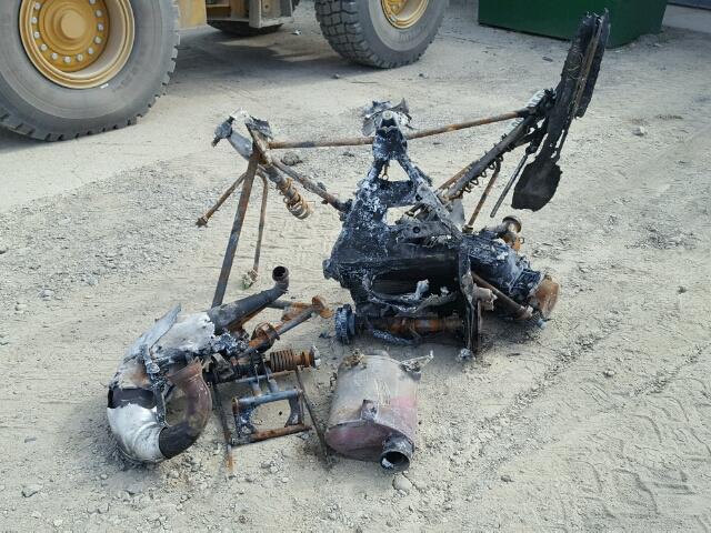 4UF16SNW5GT101953 - 2016 ARCTIC CAT SNOWMOBILE 烧焦的 照片 4