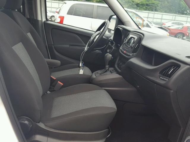 ZFBERFAB7H6D96831 - 2017 RAM PROMASTER 白色 照片 5