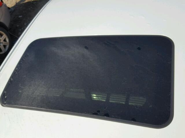 WBA3C3G51ENR25269 - 2014 BMW 320 WHITE photo 9