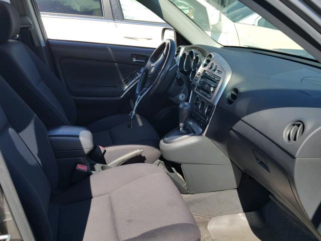 2T1KR32E54C203678 - 2004 TOYOTA MATRIX 灰色 照片 5