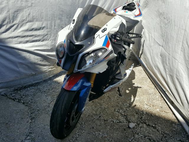 WB1051703AZV40692 - 2010 BMW S 1000 RR WHITE photo 2