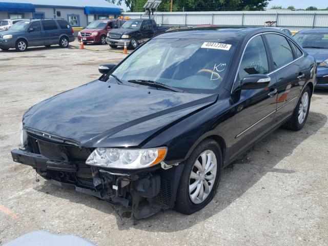 KMHFC46F18A302127 - 2008 HYUNDAI AZERA SE BLACK photo 2