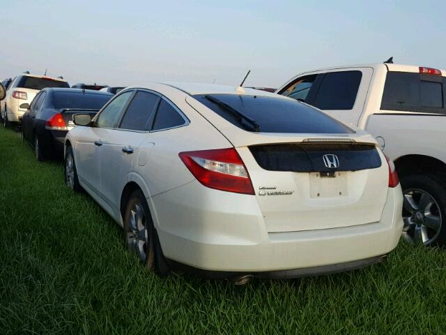 5J6TF1H57AL012674 - 2010 HONDA ACCORD CRO WHITE photo 3