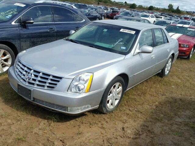 1G6KD57Y86U102110 - 2006 CADILLAC DTS SILVER photo 2