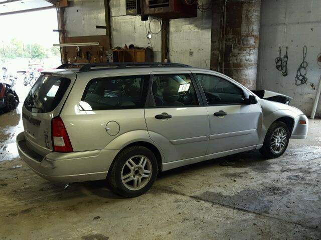 1FAFP36363W164143 - 2003 FORD FOCUS SE SILVER photo 9