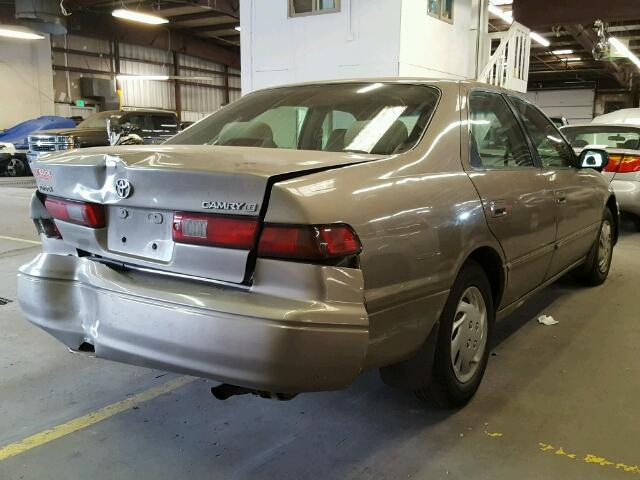 4T1BG28K6XU505870 - 1999 TOYOTA CAMRY CE TAN photo 4