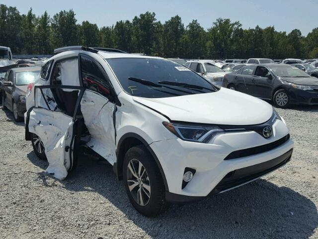 2T3WFREV7HW381211 - 2017 TOYOTA RAV4 WHITE photo 1