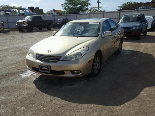 JTHBF30G120030695 - 2002 LEXUS ES 300 GOLD photo 2