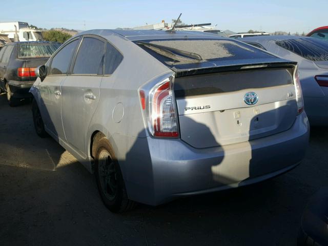 JTDKN3DU3F0399486 - 2015 TOYOTA PRIUS SILVER photo 3