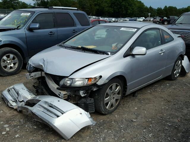 2HGFG12649H539843 - 2009 HONDA CIVIC LX SILVER photo 2