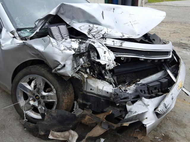 1G1ZH57B99F168193 - 2009 CHEVROLET MALIBU 1LT 银色 照片 9