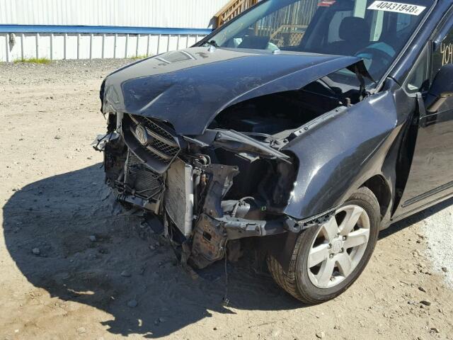 KNAFG526X87158575 - 2008 KIA RONDO LX BLUE photo 9