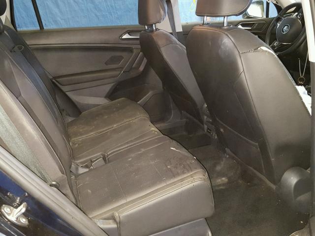 3VV2B7AX6JM130369 - 2018 VOLKSWAGEN TIGUAN SE Schwarz Foto 6