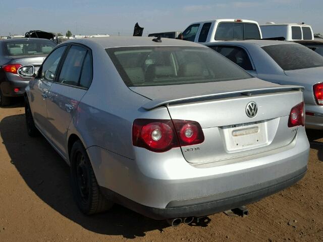 3VWRA71K08M198565 - 2008 VOLKSWAGEN JETTA SILVER photo 3