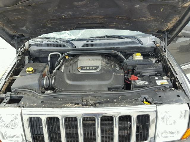 1J8HG58286C285872 - 2006 JEEP COMMANDER GRAY photo 7