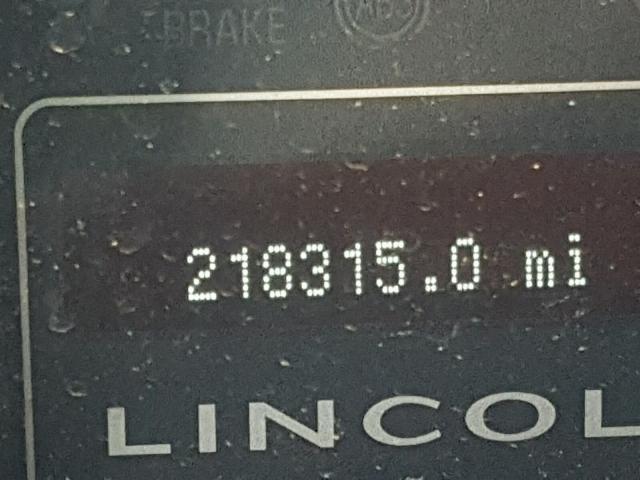 5LMFU27558LJ19869 - 2008 LINCOLN NAVIGATOR Czarny zdjęcie 8