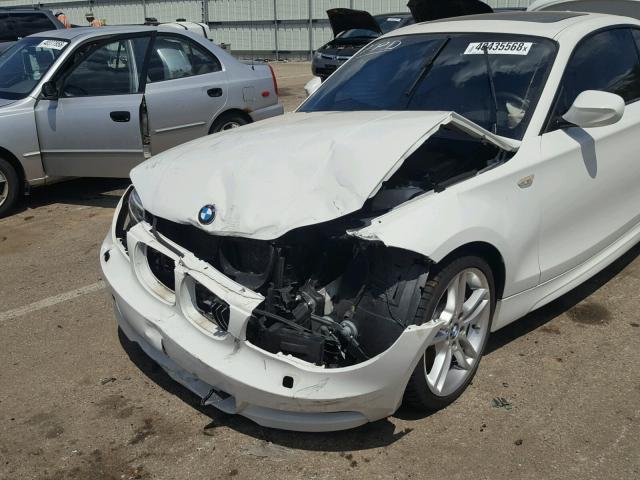 WBAUC9C51CVM11626 - 2012 BMW 135 I WHITE photo 9