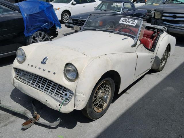 TS55782L - 1960 TRIUMPH CAR TR3 WHITE photo 2