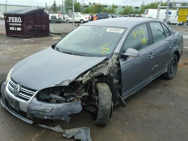 3VWRF31K26M604269 - 2006 VOLKSWAGEN JETTA 2.5L GRAY photo 2