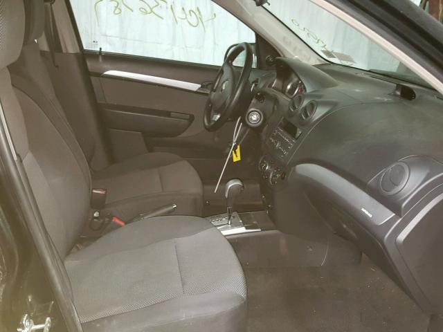 KL1TD5DE4AB135533 - 2010 CHEVROLET AVEO LS BLACK photo 5
