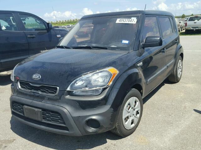 KNDJT2A59D7495684 - 2013 KIA SOUL BLACK photo 2