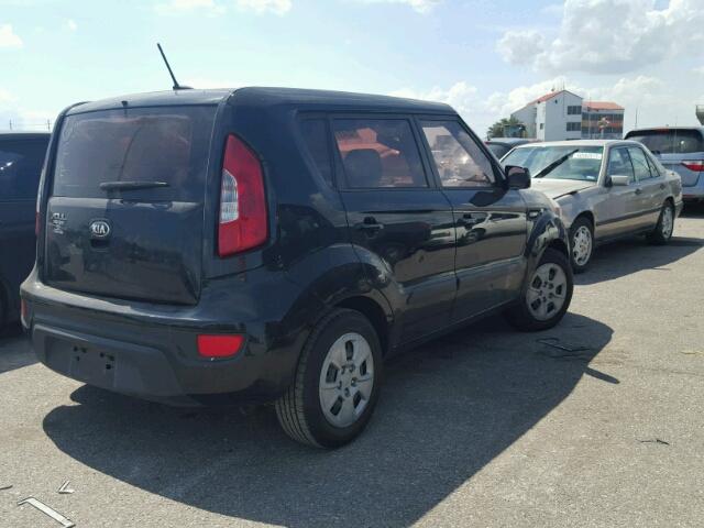 KNDJT2A59D7495684 - 2013 KIA SOUL BLACK photo 4