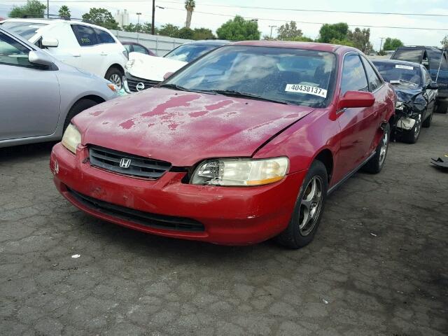 1HGCG3246WA007954 - 1998 HONDA ACCORD LX RED photo 2