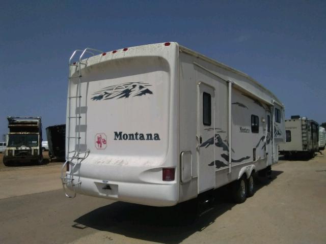 4YDF368205D511456 - 2005 KEYSTONE MONTANA WHITE photo 4