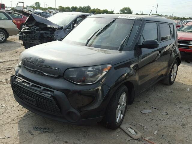 KNDJN2A27F7801395 - 2015 KIA SOUL BLACK photo 2