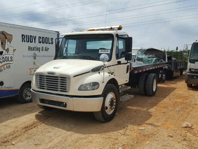 1FVACWCS47HY88134 - 2007 FREIGHTLINER M2 106 MED WHITE photo 2
