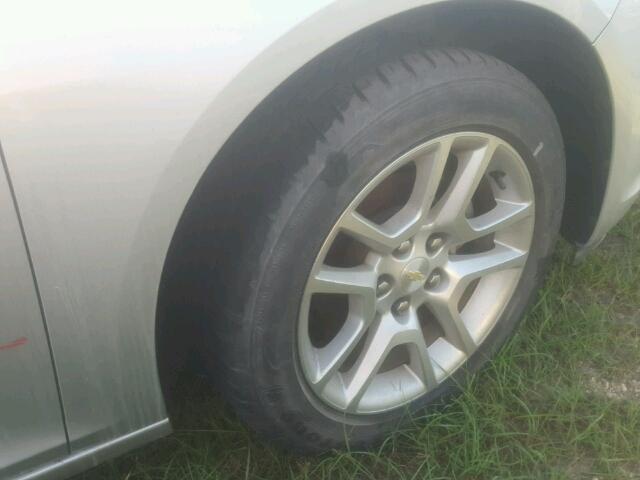 1G11D5RR5DF113235 - 2013 CHEVROLET MALIBU 1LT SILVER photo 9