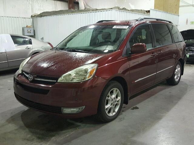 5TDZA22C45S226814 - 2005 TOYOTA SIENNA RED photo 2