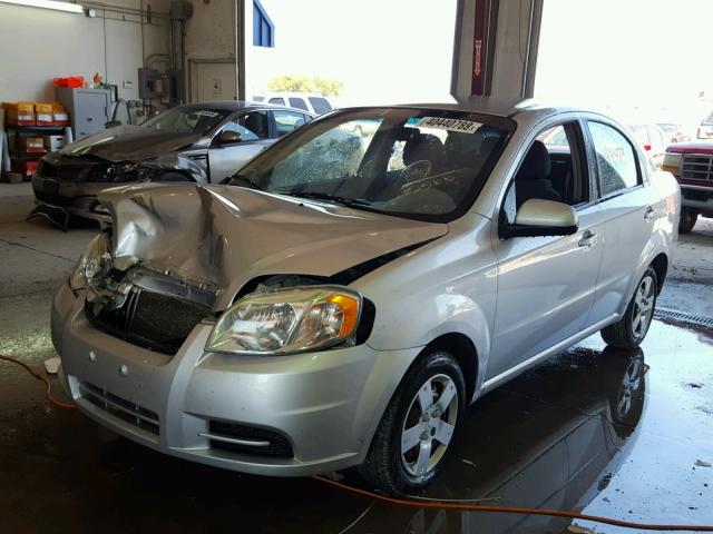 KL1TD5DE4BB220566 - 2011 CHEVROLET AVEO LS SILVER photo 2
